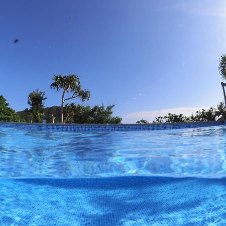 Blue Suites Hanamuro On The Beach Дзамами Экстерьер фото
